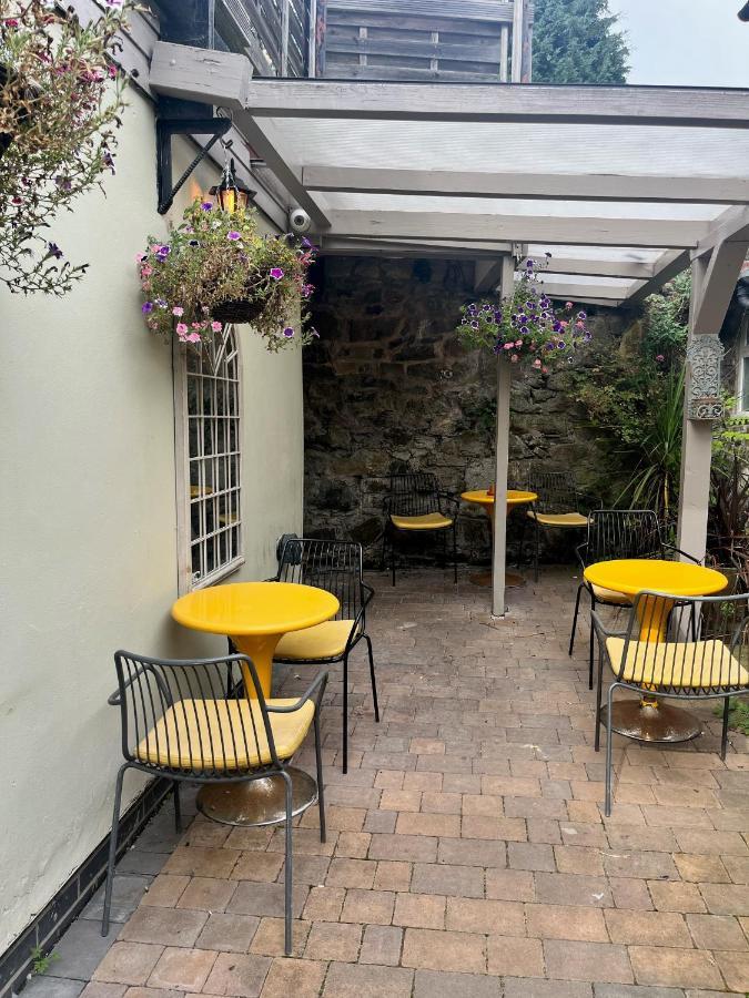 The Lion Hotel Llansantffraid-ym-Mechain Exterior photo